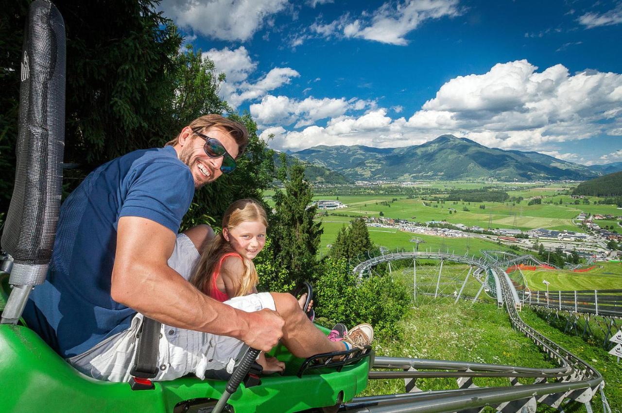 Alpinresort Kaprun 11 エクステリア 写真