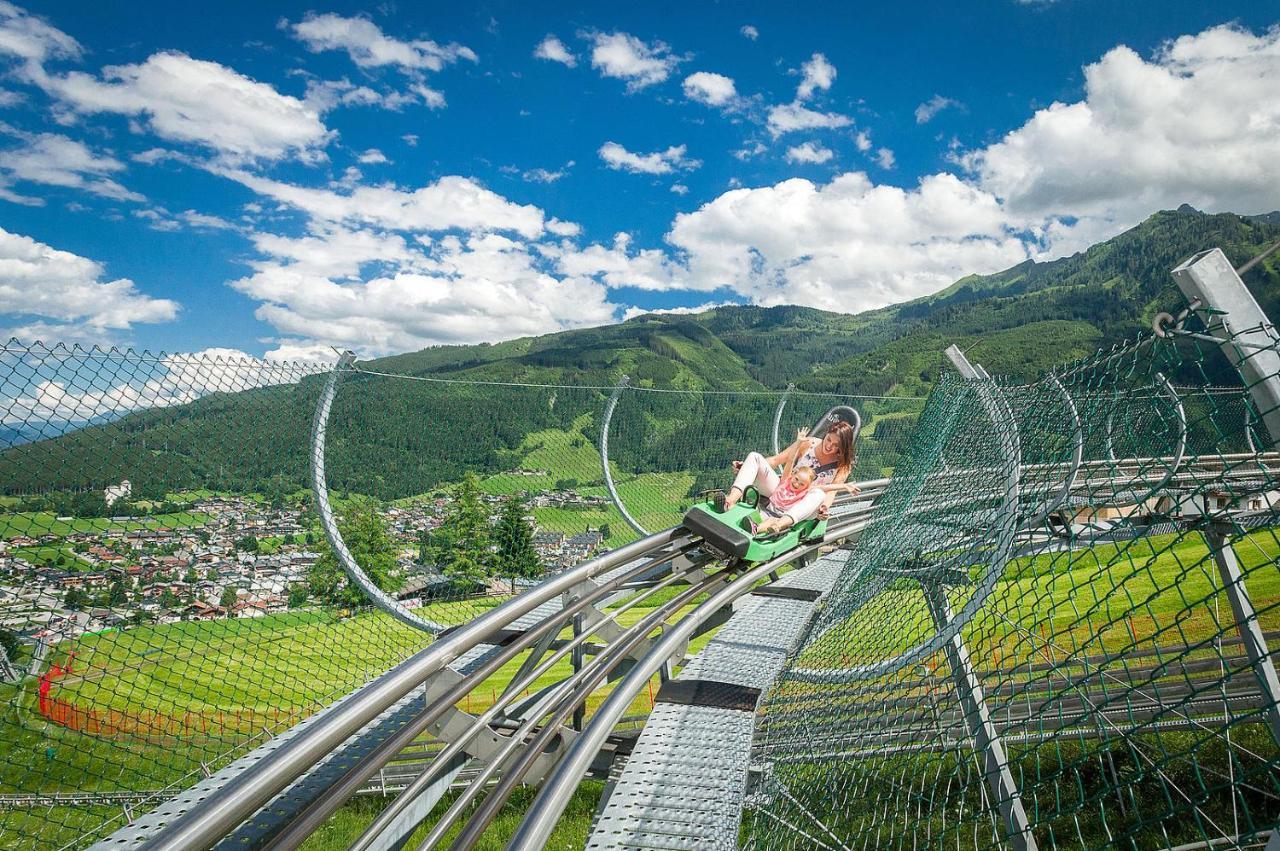 Alpinresort Kaprun 11 エクステリア 写真
